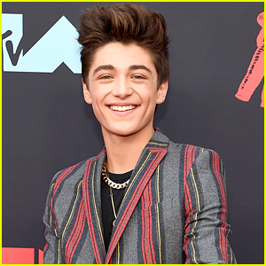 Asher Angel To Tour With In Real Life In October - See The Dates Here!