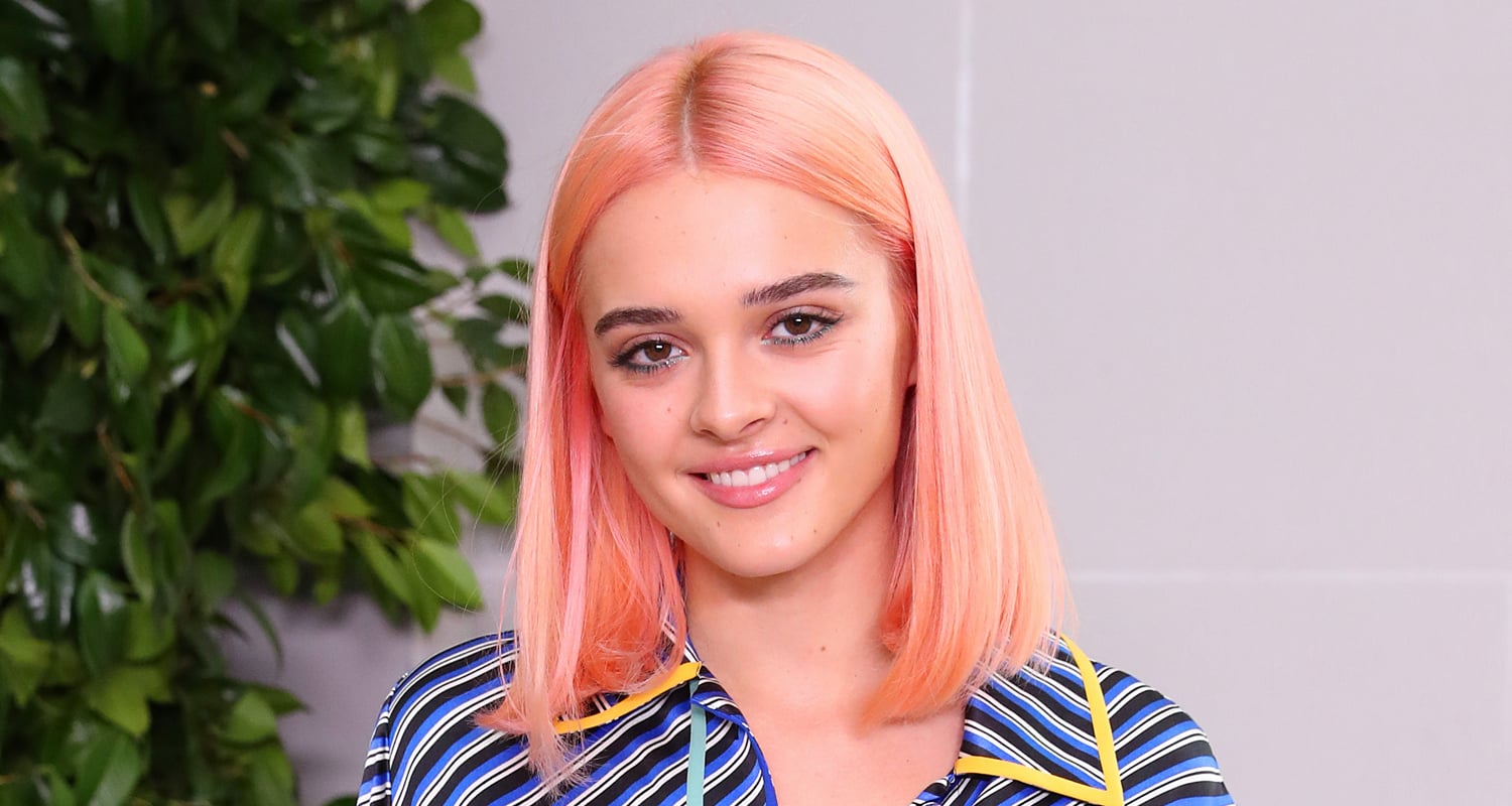 Charlotte Lawrence Debuts New Song ‘Navy Blue’ Off of Upcoming 2nd EP