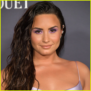 Demi Lovato Reveals She Has Green Hair Tips on Instagram