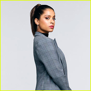 Lilly Singh Gets First Look at 'A Little Late' Set