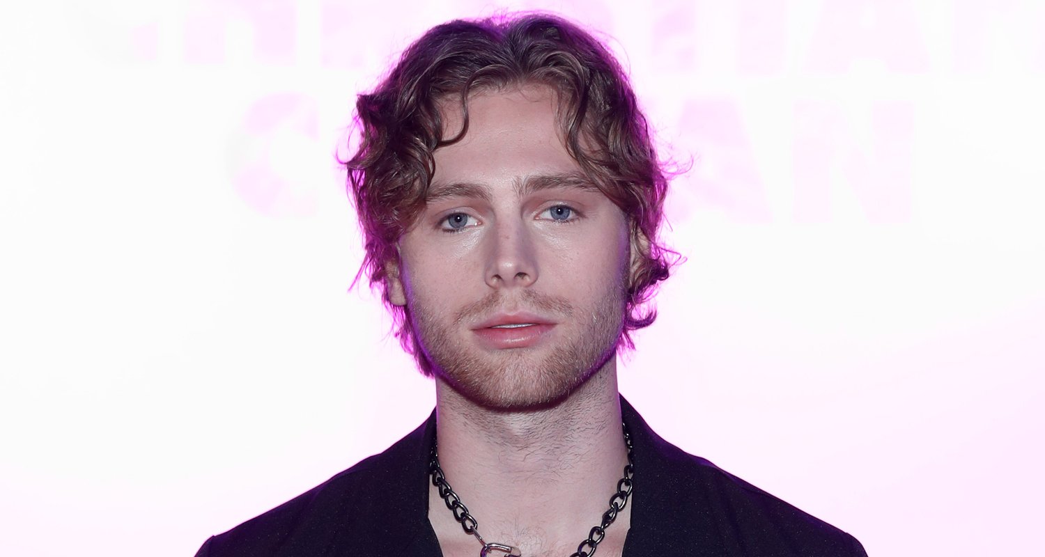 Luke Hemmings Says 5 Seconds Of Summer’s Next Album Is Finished 