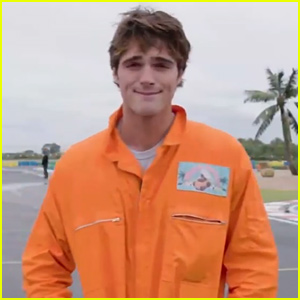 Jacob Elordi is Returning for 'Kissing Booth 2' - Watch the New Teaser Video!