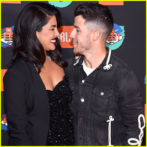 Nick Jonas & Priyanka Chopra Look Smitten at Las Vegas Music Event