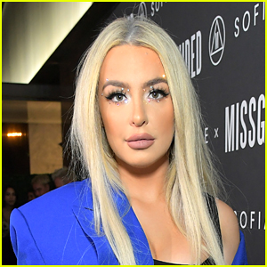 Tana Mongeau Says Doing Relationship/Marriage Updates Makes Her Uncomfortable