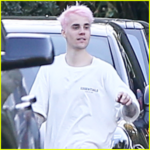 Jusitn Bieber is Showing Off His New Pink Hair!