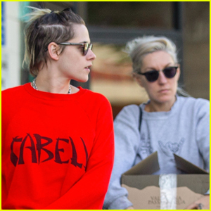 Kristen Stewart Steps Out to Do Some Shopping with Girlfriend Dylan Meyer