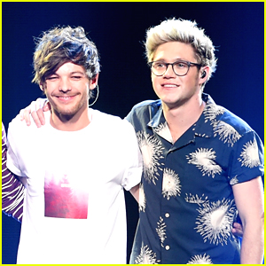 Niall Horan & Louis Tomlinson Have One Direction Fans Freaking Out After Singing Together at Soundcheck!