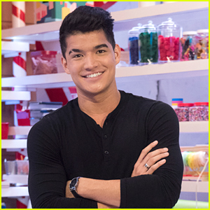 Alex Wassabi Will Guest Judge on Nickelodeon's 'Top Elf' - See The First Look Clip!