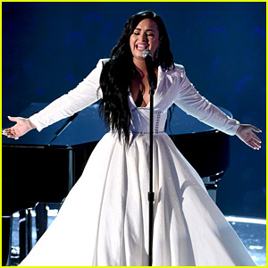 Demi Lovato Was in Tears While Starting Her Grammys 2020 Performance
