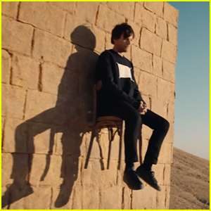 Louis Tomlinson Premieres the Stunning Video for New Single 'Walls'