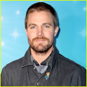 Stephen Amell Gets Candid After Suffering a Panic Attack During an Interview