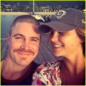 Stephen Amell & Wife Cassandra Jean Celebrate Anniversary in the Caribbean!