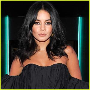 Vanessa Hudgens Can't Wipe The Smile From Her Face After Meeting An Owl In This Instagram