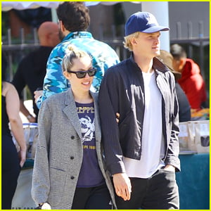 Cody Simpson & Miley Cyrus Shop Together After Valentine's Day