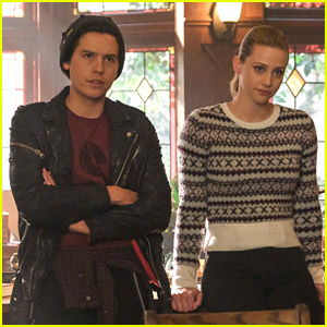 Betty & Jughead Confront Stonewall Prep On Tonight's New 'Riverdale'
