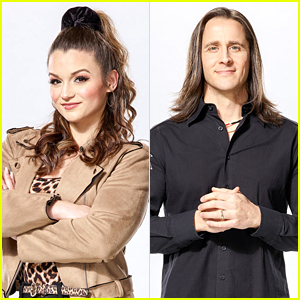 Team Blake's Joei Fulco & Todd Michael Hall Battle It Out On 'The Voice' (Video)