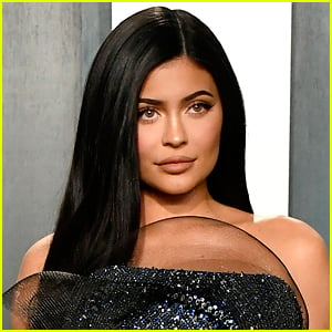 Kylie Jenner Details What Lead to Her Hospital Stay in 2019