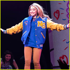 See Photos & Video from Sabrina Carpenter's First Show in 'Mean Girls' on Broadway!