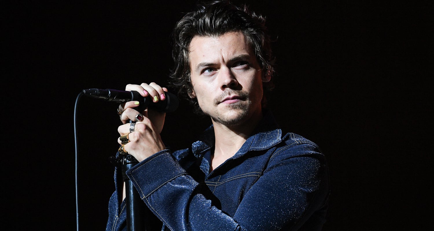Harry Styles Postpones European Dates of ‘Love On Tour’!
