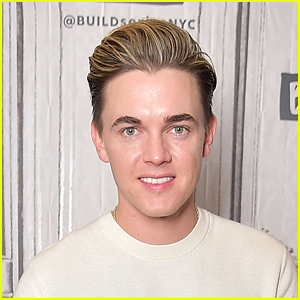 Jesse McCartney's New Song 'Yours' Sums Up His Life In a Pop Song
