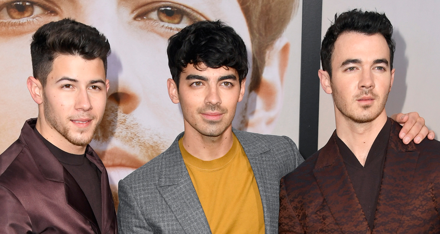 Jonas Brothers Tease New Project ‘happiness Continues Joe Jonas Jonas Brothers Kevin Jonas 1043