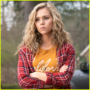 Brec Bassinger Moves to Blue Valley On 'DC's Stargirl' Series Premiere Tonight!