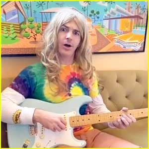 Drake Bell Watches 'The Amanda Show' Dressed As His Character Kyle Rostensan