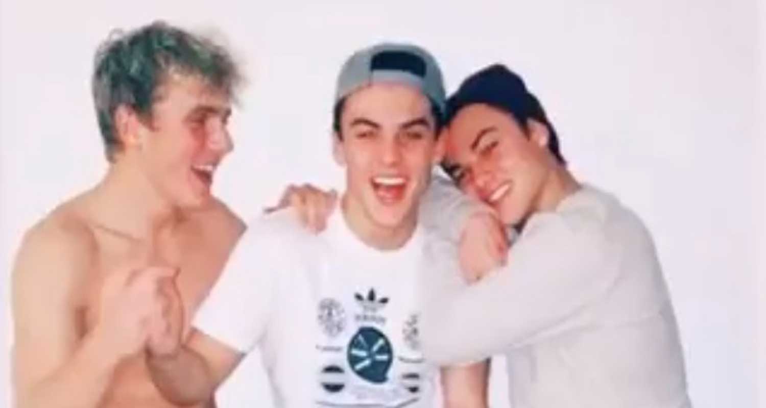 Jake Paul & Dolan Twins Reunite & Recreate Old Photo On TikTok! | Dolan  Twins, Ethan Dolan, Grayson Dolan, Jake Paul | Just Jared Jr.