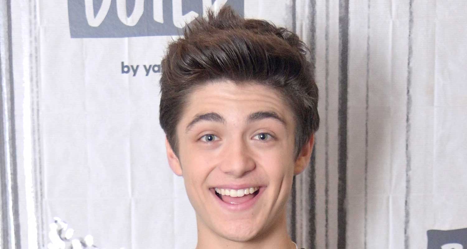 Asher Angel Cut Off All Of His Hair!
