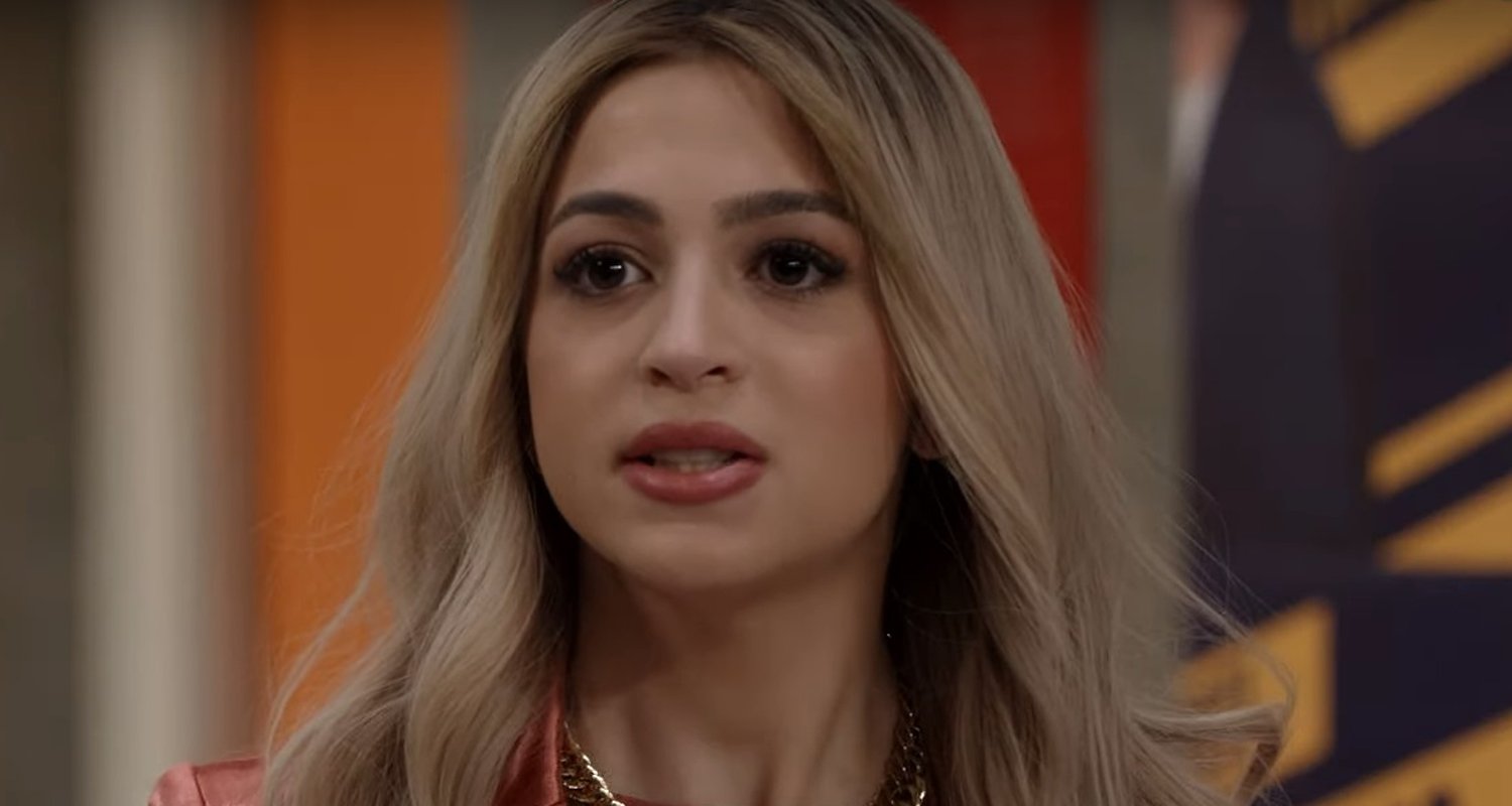 Josie Totah Stars In New ‘saved By The Bell Reboot Trailer Watch Now Alycia Pascual Pena 