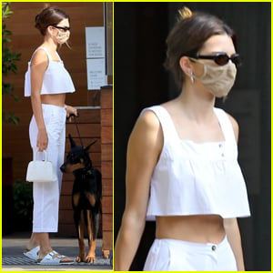 Kendall Jenner Spends the Afternoon at Lunch with Friends