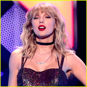 Taylor Swift Breaks New Record With 'Folklore'