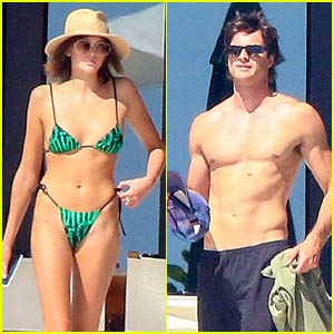 Kaia Gerber & Jacob Elordi Show Off Hot Bodies in Mexico - See Photos!