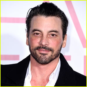 Skeet Ulrich Says Goodbye To 'Riverdale' On Last Day, Co-Stars React
