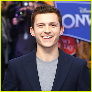 Tom Holland Shares First Look Photo as Nathan Drake From 'Uncharted' Movie