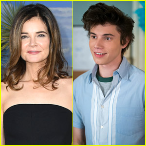 'Life In Pieces' Actress Betsy Brandt Joins 'Love, Victor' Season 2 As Felix's Mom