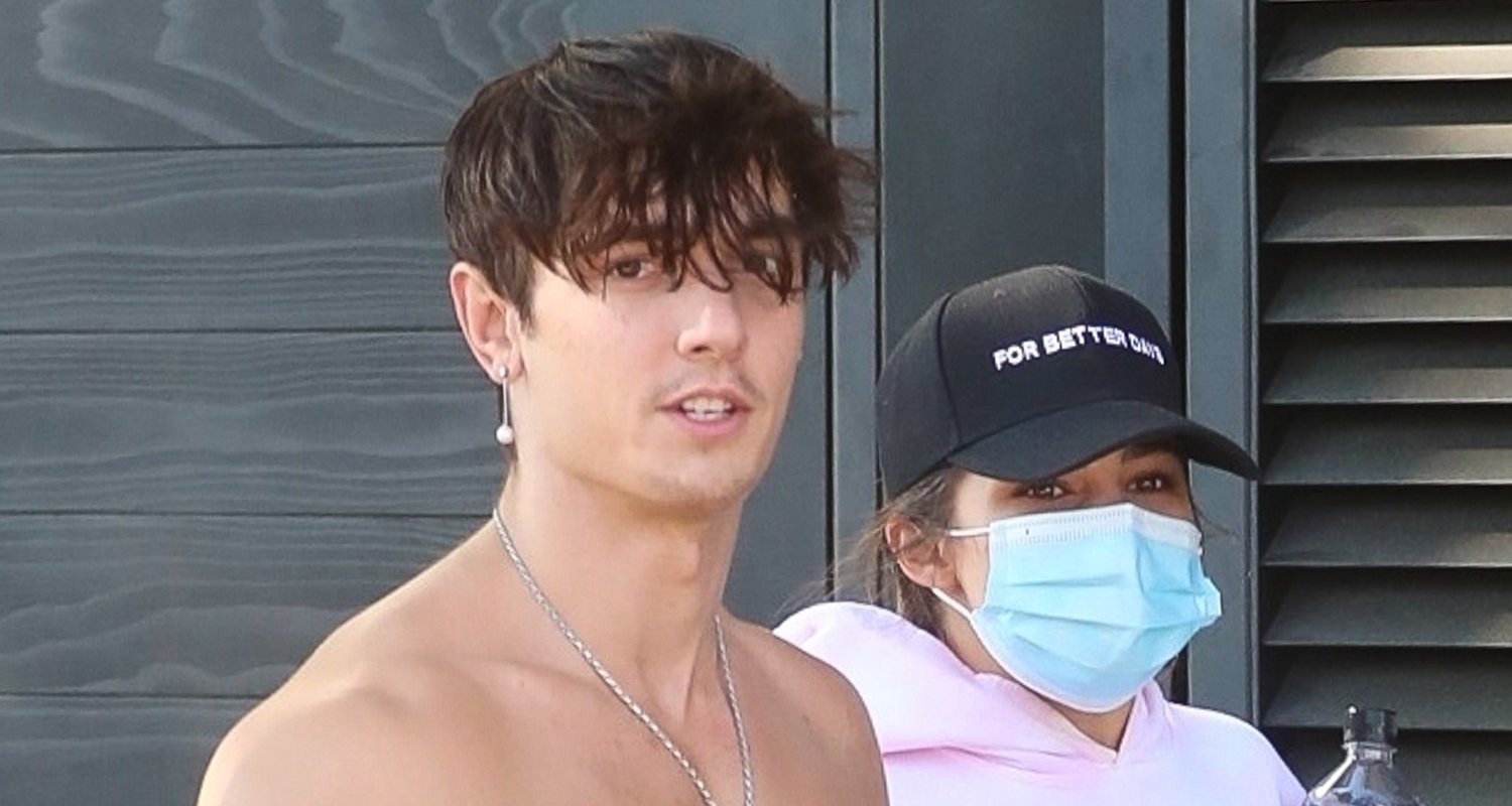 Bryce Hall Shows Off Ripped Shirtless Body While Leaving The Gym With  Addison Rae | Addison Rae, Bryce Hall, Shirtless | Just Jared Jr.