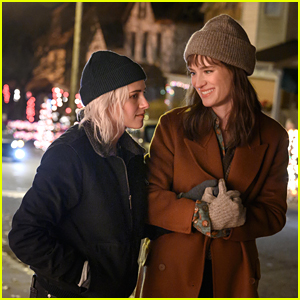 Kristen Stewart Is Ready To Propose To Her Girlfriend In 'Happiest Season' Trailer