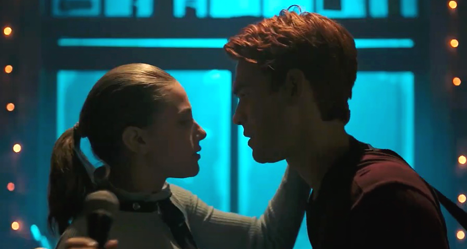 Betty & Archie Kiss In ‘Riverdale’ Season 5 Trailer Watch Now