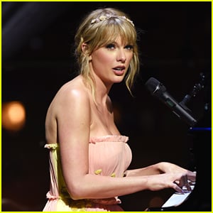 Taylor Swift Opens Up About Not Adhering To a Checklist For 'folklore' & 'evermore'
