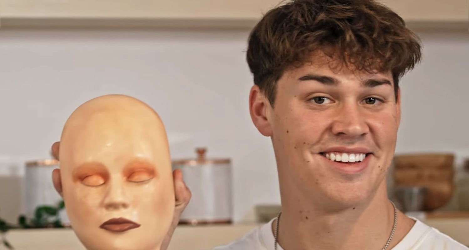 James Charles Grades Noah Beck’s Makeup Skills on ‘Noah Beck Tries Things’