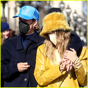 Hailey & Justin Bieber Hold Hands While Out In Paris