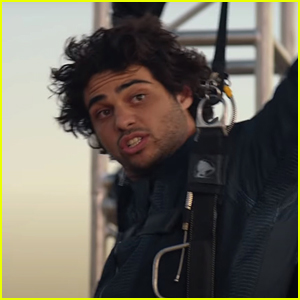 Noah Centineo Is The Latest Celeb To Star In a Taco Bell Commercial - Watch Now!