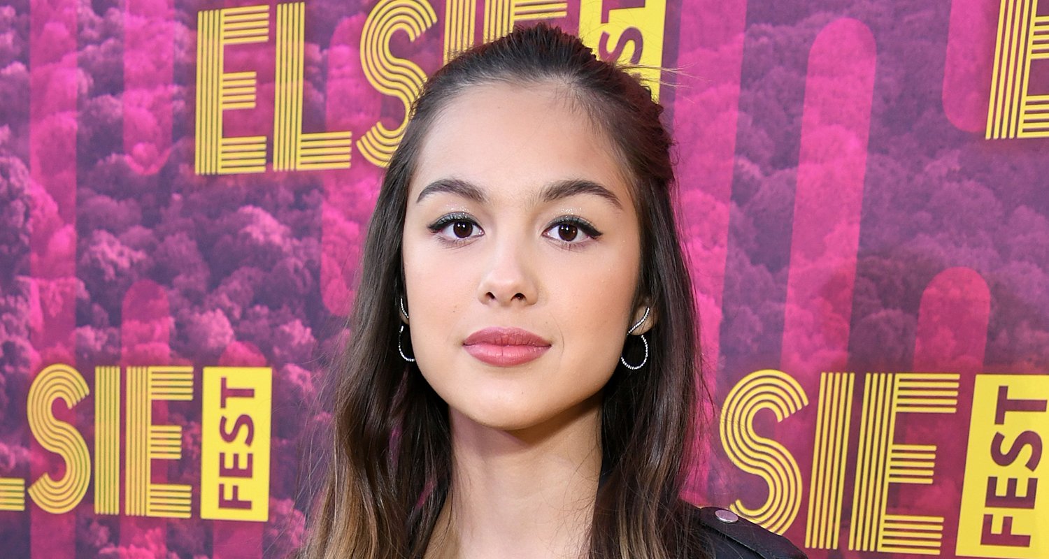 Olivia Rodrigo Reacts To ‘snl ‘drivers License Sketch On Her Birthday Olivia Rodrigo 9176