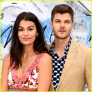 Jim Chapman & FiancÃ©e Sarah Tarleton Are Expecting Their First Baby!