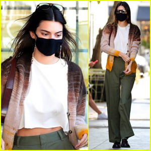 Kendall Jenner Meets Up with Friends for Breakfast in L.A.