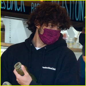Noah Centineo Gets Some Snacks After His 'Black Adam' Training Session