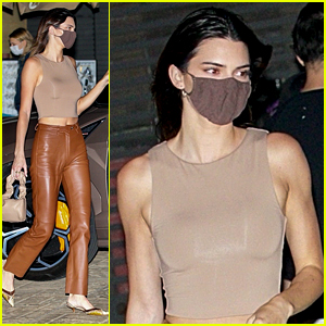 Kendall Jenner Meets Up With Friends For Dinner at Nobu
