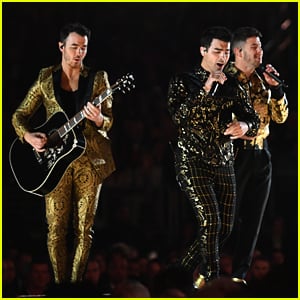 Jonas Brothers Announce 'Remember This' Tour & Single - See the Dates!