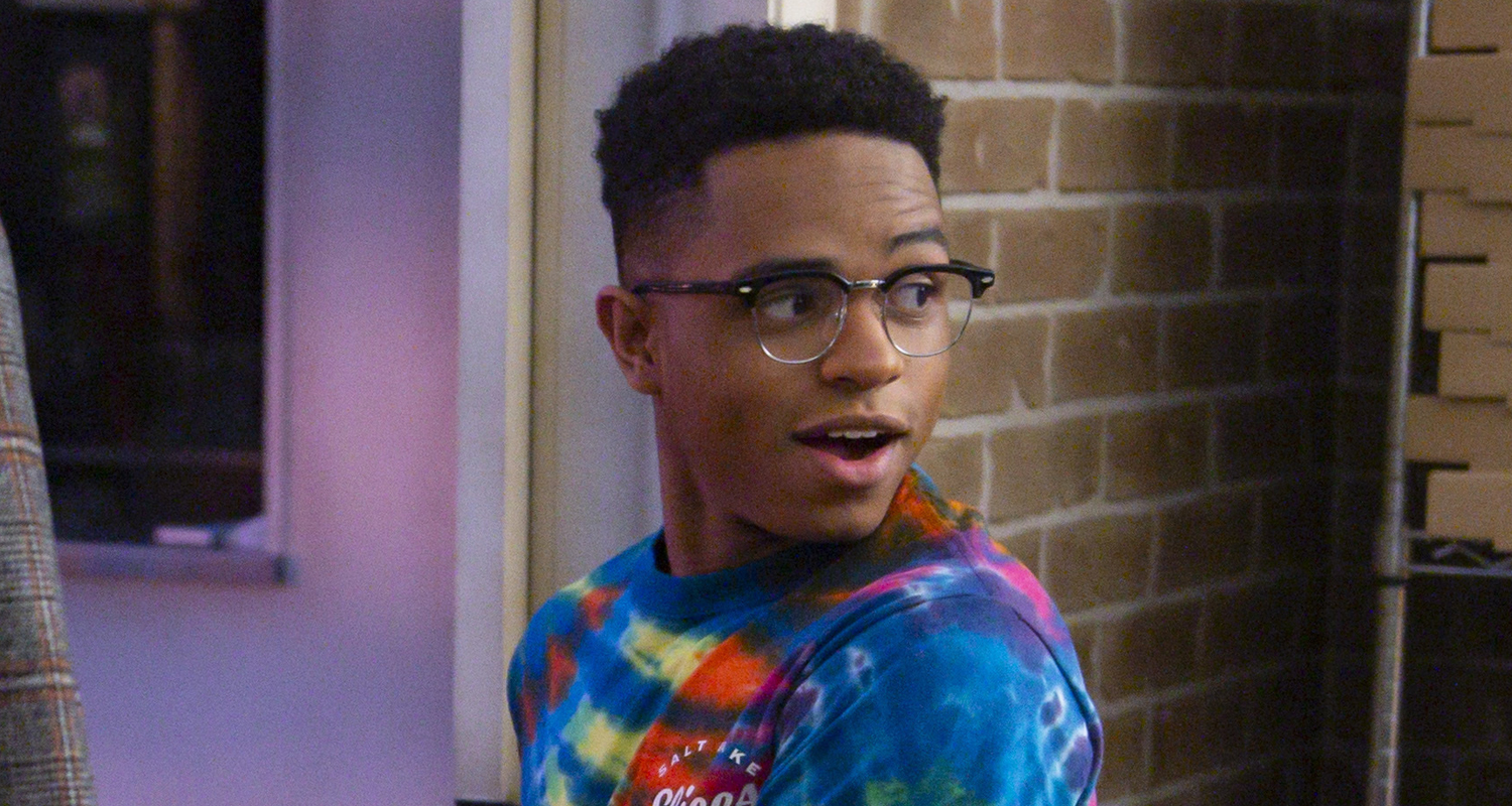 Who Plays Pizza Boy Howie On ‘High School Musical: The Musical: The Series’? Meet Roman Banks!